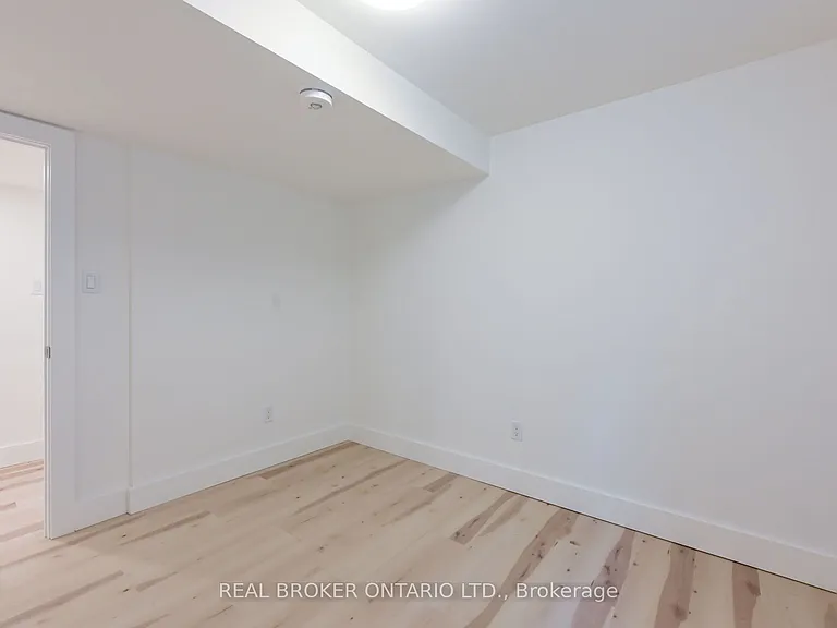 20 Campkin St — Photo 23