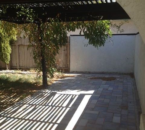 4th image of 17860 Crestview Dr