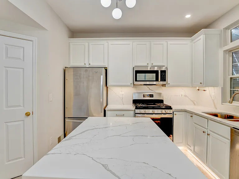 4264 Wheeled Caisson Sq — Photo 9
