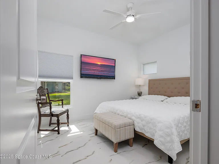 702 Shady Ln — Photo 11