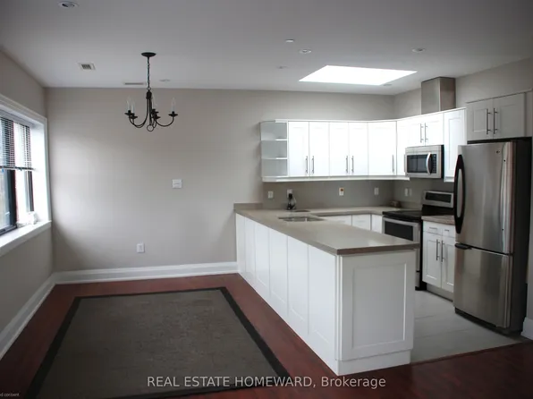 425 Queen St E #A, Toronto, ON M5A 1T5