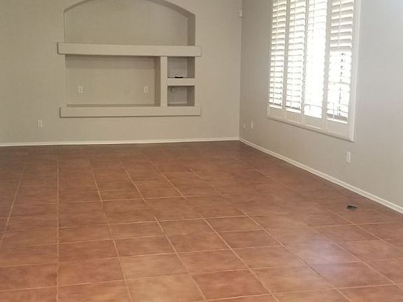 5th image of 26645 N 42nd St