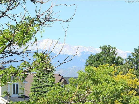 5th image of 8665 Ballantrae Dr
