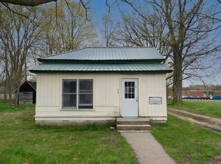 64 S Cook St, Hesperia, MI 49421