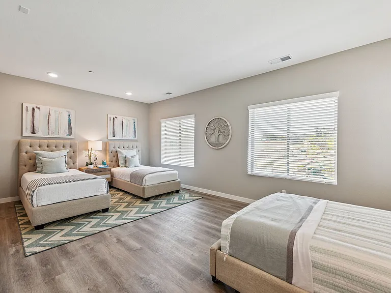 KSB - Santa Fe Townhomes — Photo 13