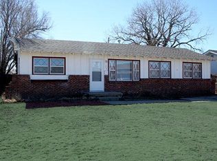 2303 W Savannah St, Wichita, KS 67217
