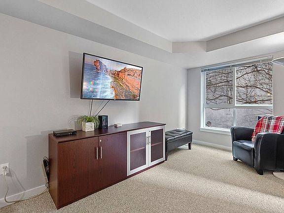5th image of 108 5th Ave S Unit 414