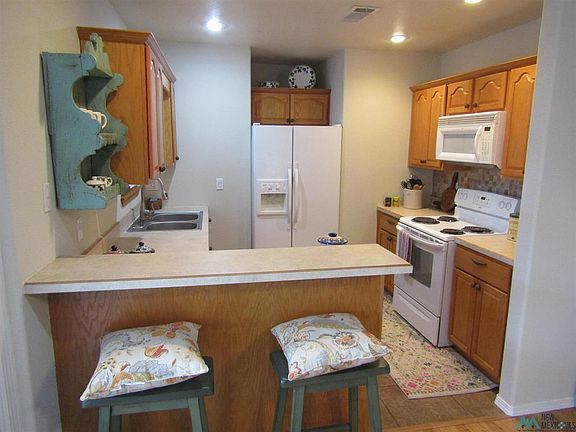 4th image of 406 W Richardson Ave #5