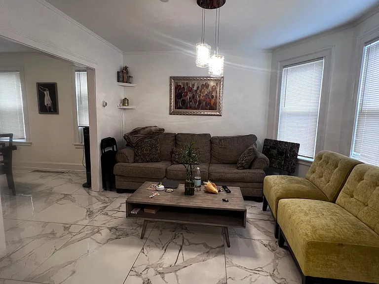 Ward Pl — Photo 2