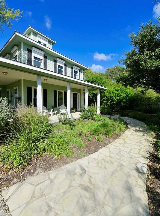 1st image of 101 Silver Oak Pl
