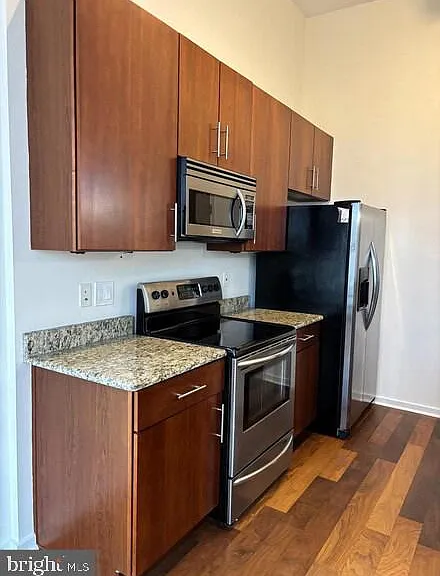 926 N 3rd St #3D — Photo 4