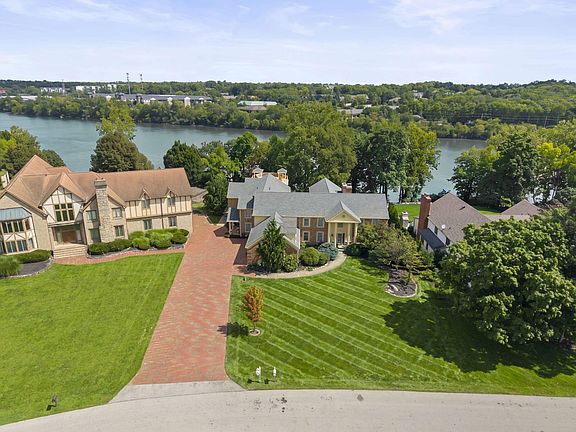3rd image of 4236 Shire Cove Rd