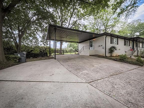 5th image of 1076 Vonda Ln SW #1076