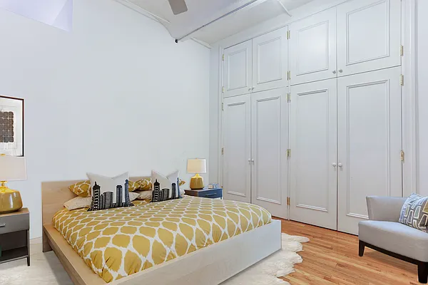 Sold by Corcoran | media 14