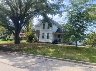 751 Mound St, Baraboo, WI 53913