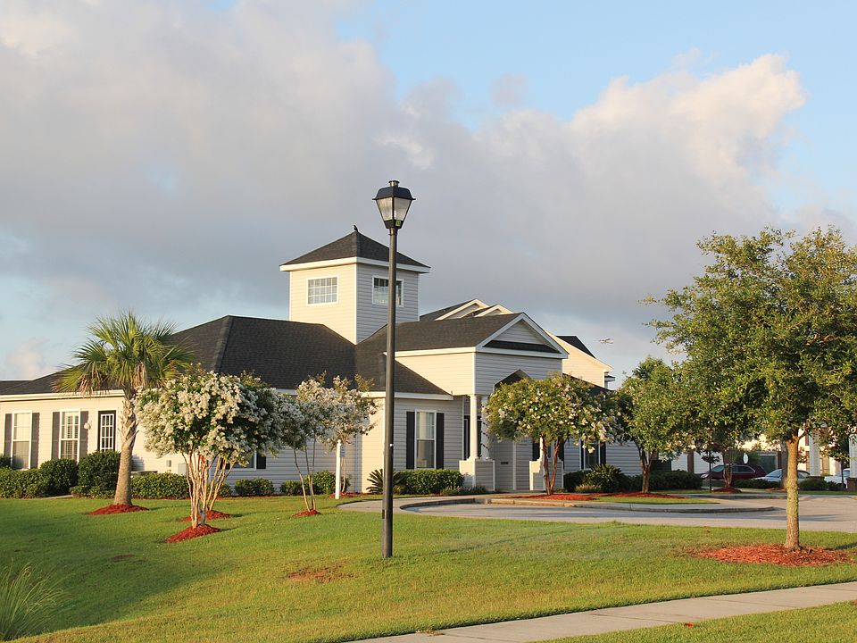 Leasing Office