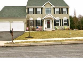810 Bauman Cir, Pottstown, PA 19465