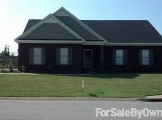 200 Ironwood Way, Dothan, AL 36305