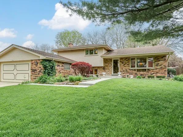 2501 Lynwood St, Morris, IL 60450