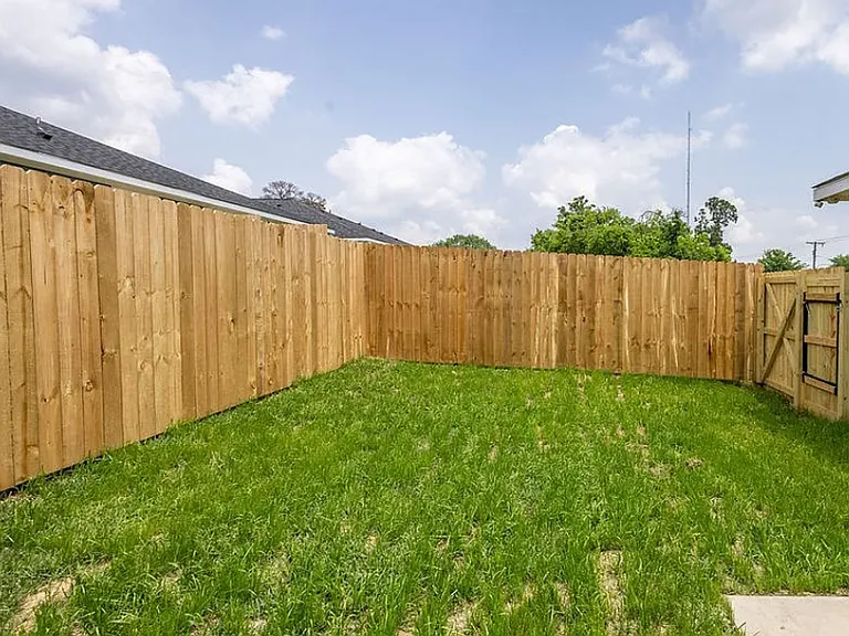 1316 Powers St #102 — Photo 15