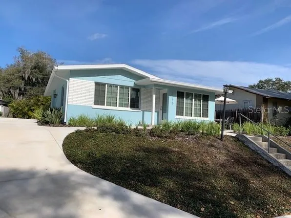 1275 Wooddell Dr, Safety Harbor, FL 34695