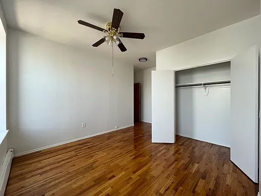 Rented by JAY MICHELLE REALTY LLC | media 22