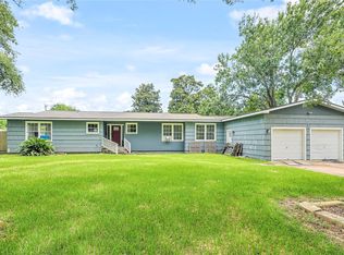 2115 Scott St, La Marque, TX 77568
