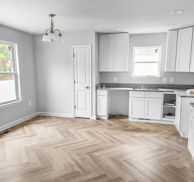 1st image of 83 Currioman Dr