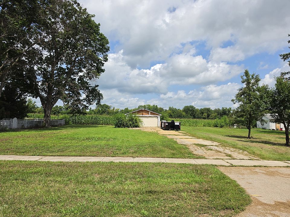 1st image of LOT 17 18th W