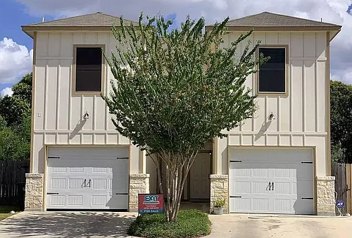 551 Advantage Dr Photo 1