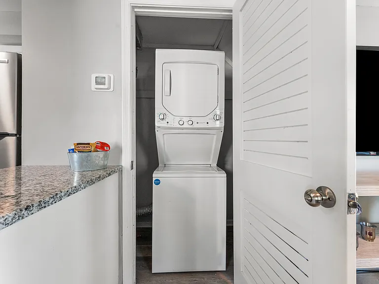 Park Northside Apartments — Photo 45