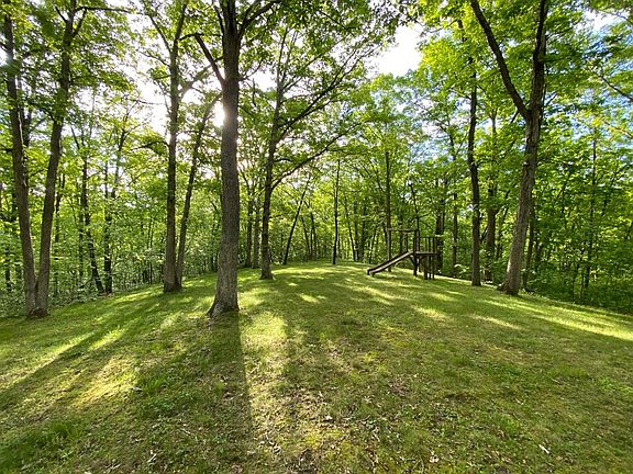 4th image of 19578 White Oak Trl