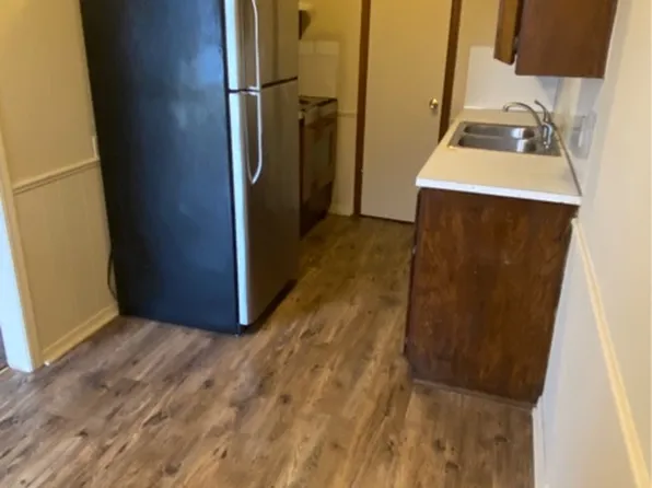 524 W Montana St #1E, Jones, OK 73049