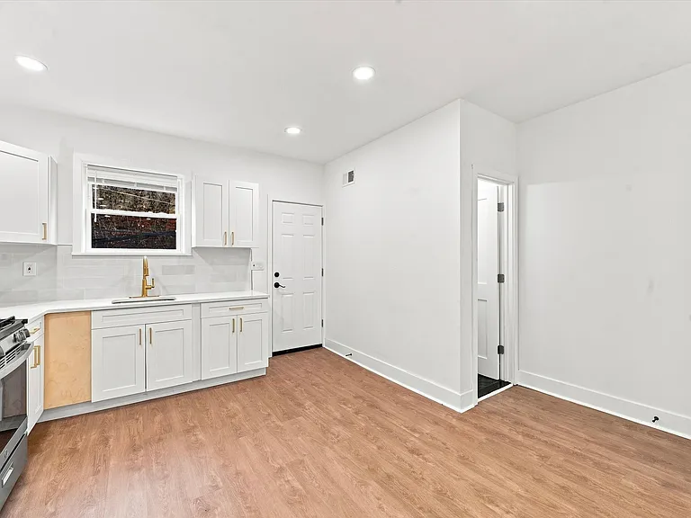 269 S Hirst St — Photo 9