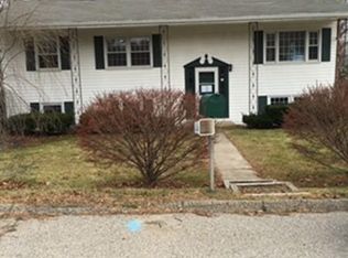 8 Kennedy Dr, Dudley, MA 01571