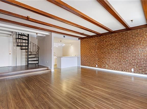 4th image of 525 Conti St APT 3