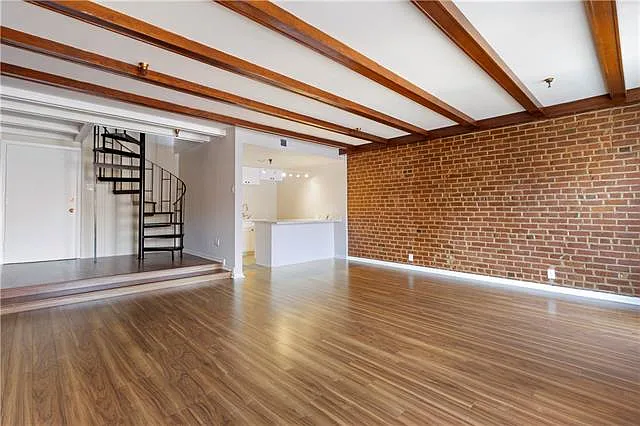 525 Conti St #3 — Photo 4