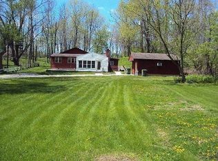 8467 Huffman Rd, New Lebanon, OH 45345