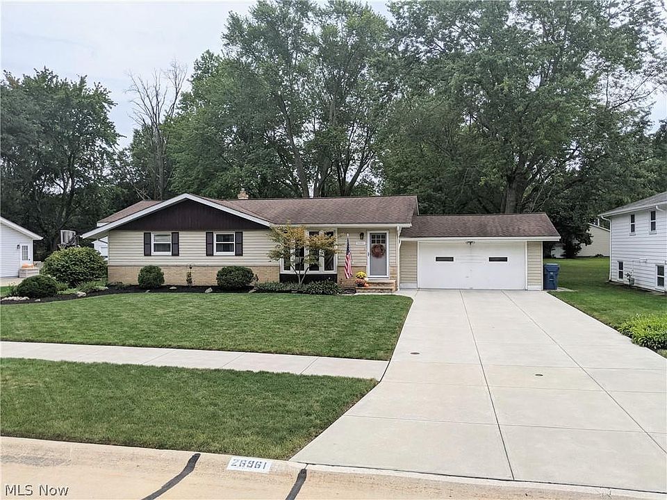 1st image of 26961 Westwood Ln