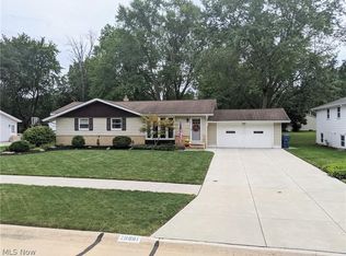 26961 Westwood Ln, Olmsted Township, OH 44138