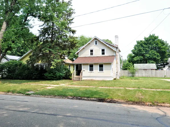 1911 N Church St, Rockford, IL 61103