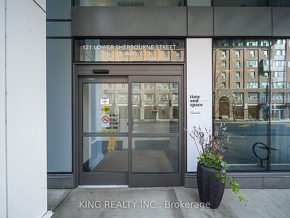 4th image of 121 Lower Sherbourne St S #233