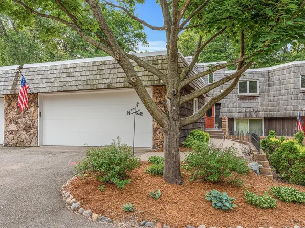 890 Marie Ave W, Saint Paul, MN 55118