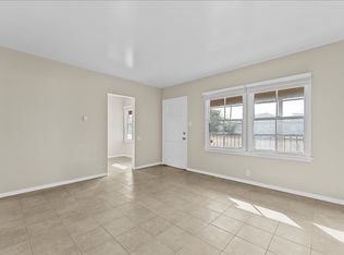 1922 Locust Ave APT 7, Long Beach, CA 90806