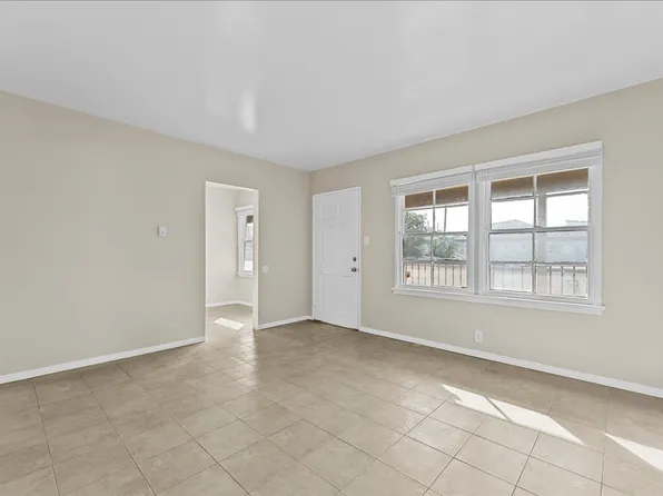 1922 Locust Ave, Long Beach, CA