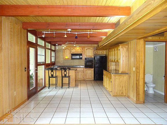 5th image of 108 Wilburn Cir