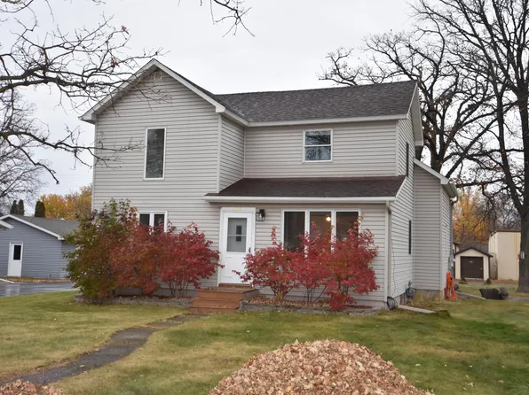 555 Central Ave N, Milaca, MN 56353