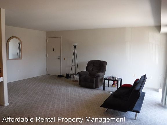 4th image of 1749 Edgewood Hill Cir APT 201