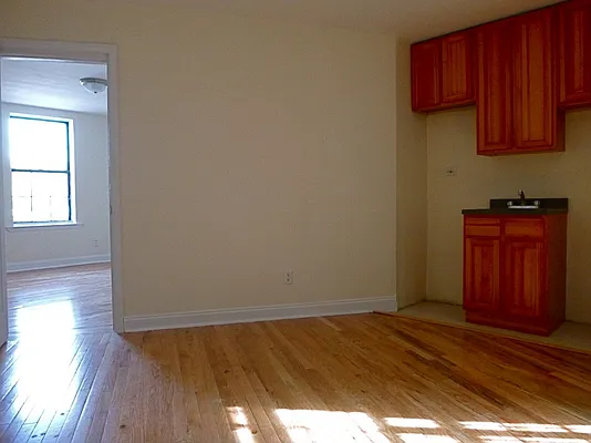 Rented by Bohemia Realty Group | media 1
