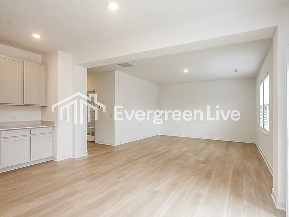 4th image of 3597 Copley Ct